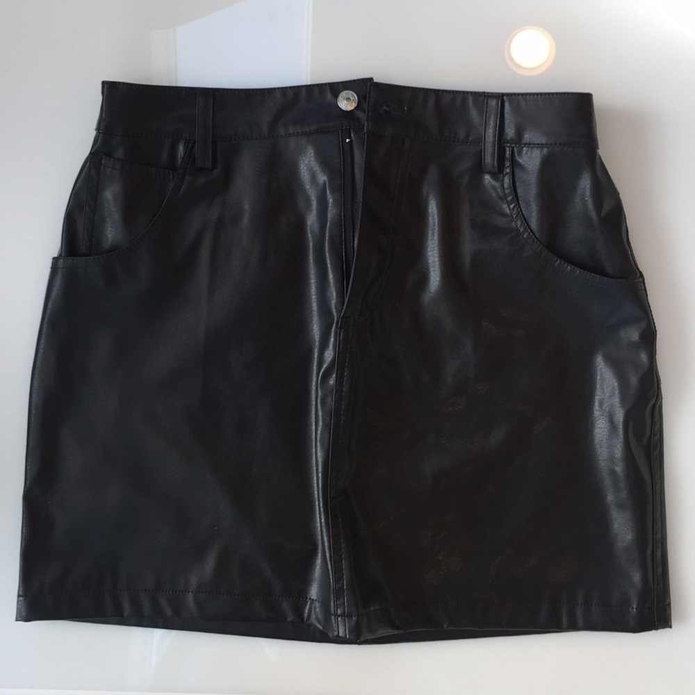 Excellent Condition Pleather Mini Skirt Size 6